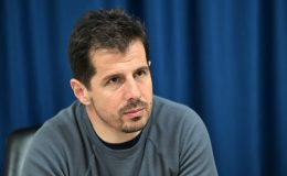 Emre Belözoğlu: Süpermarket çalışanına değil, banka müdürüne güvendik