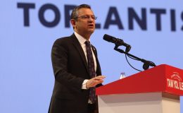 Özgür Özel: Biz Sevr’i yırtıp atanların izinden yürüyoruz