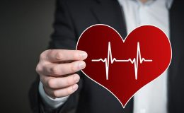 Ayrılık veya aldatma kırık kalp sendromuna yol açabiliyor