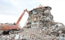 İzmir’de binalara uzman merceği: Çoğunlukla kalfalar yapmış