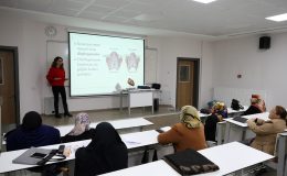 ‘Öğrenmenin yaşı olmaz’ diyerek 60 yaşında üniversiteli oldular