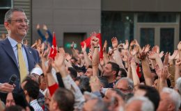 Erdoğan devletle ve milleti yarışa soktu, kaybetti