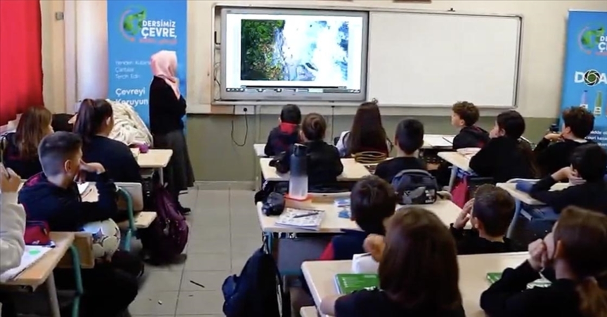 İlk ve ortaöğretim öğrencilerine yönelik çevre farkındalığı eğitimleri başladı