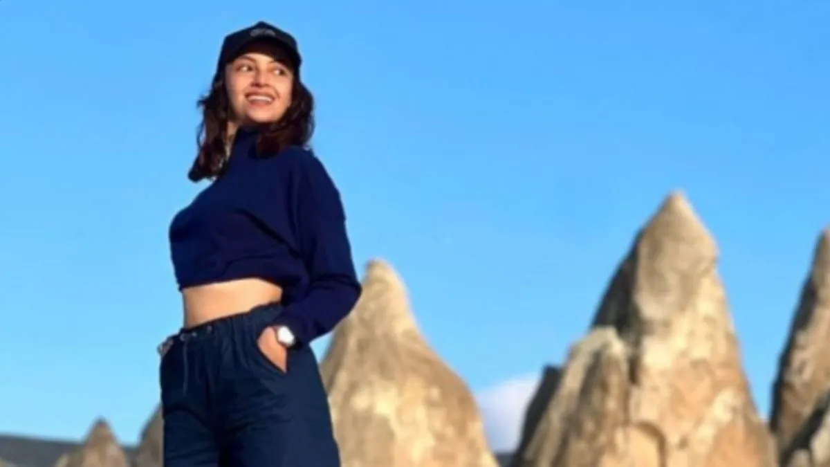 Boşandığı eşi tarafından öldürülen kadın gözyaşları ile toprağa verildi