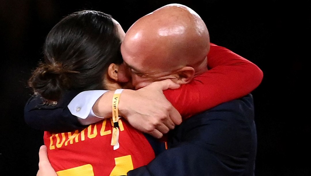 Kupa tÃ¶reninde taciz skandalÄ±:Â Eski federasyon baÅkanÄ±nÄ±nÂ mahkeme savunmasÄ± ortaya Ã§Ä±ktÄ±