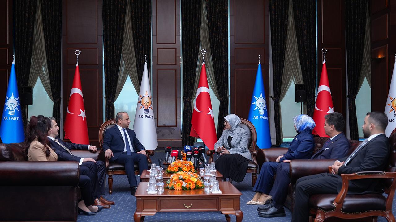 AK Parti Genel Merkezi’nde siyasi partiler arası bayramlaşma